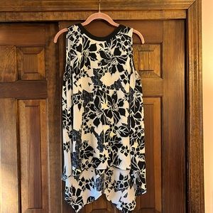 Vince Camuto, Hilow, flowered tunic